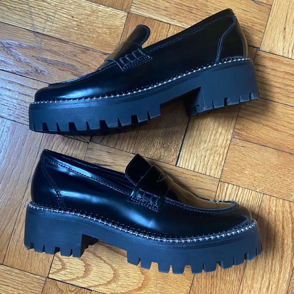 Aqua Shoes - Black patent leather Aqua brand loafers with silver detail